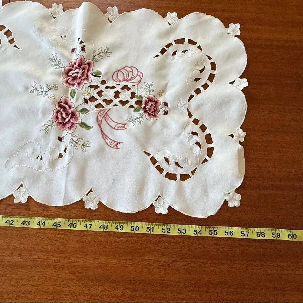 Vintage Doily Style Table Rubber With Embroidered Pink And Green Flowers 57”x15”